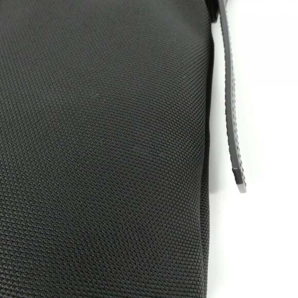 GUCCI Authentic Black Shoulder Bag - Picture 5 of 8